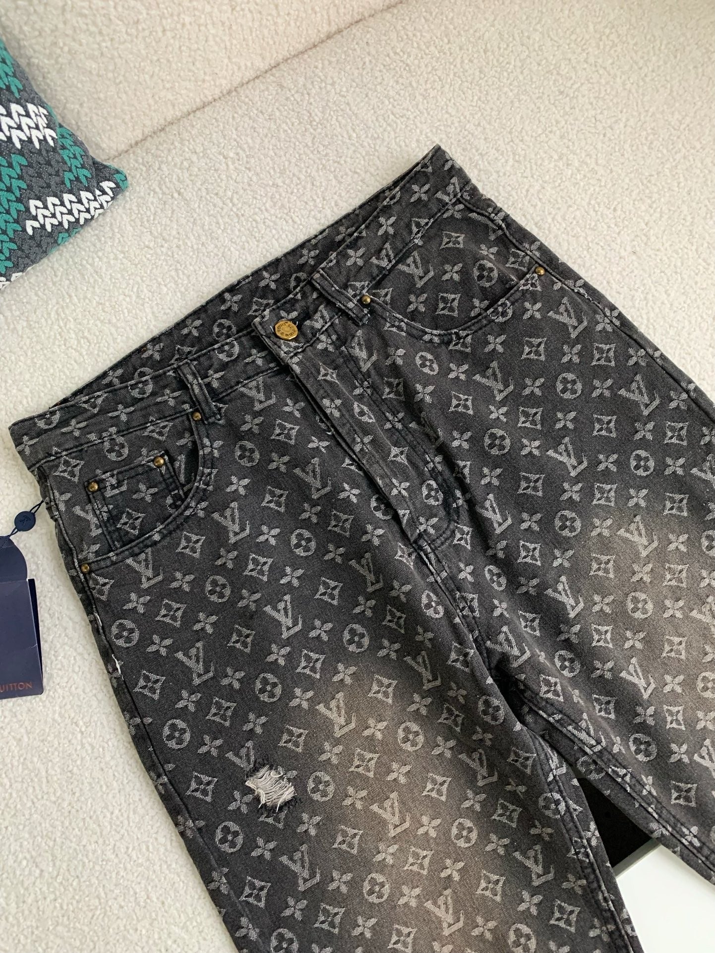 LV Monogram Jacquard Denim Skate Pants 2023SS