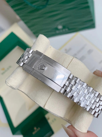 ROLEX Datejust Oyster Perpetual Jubilee Bracelet