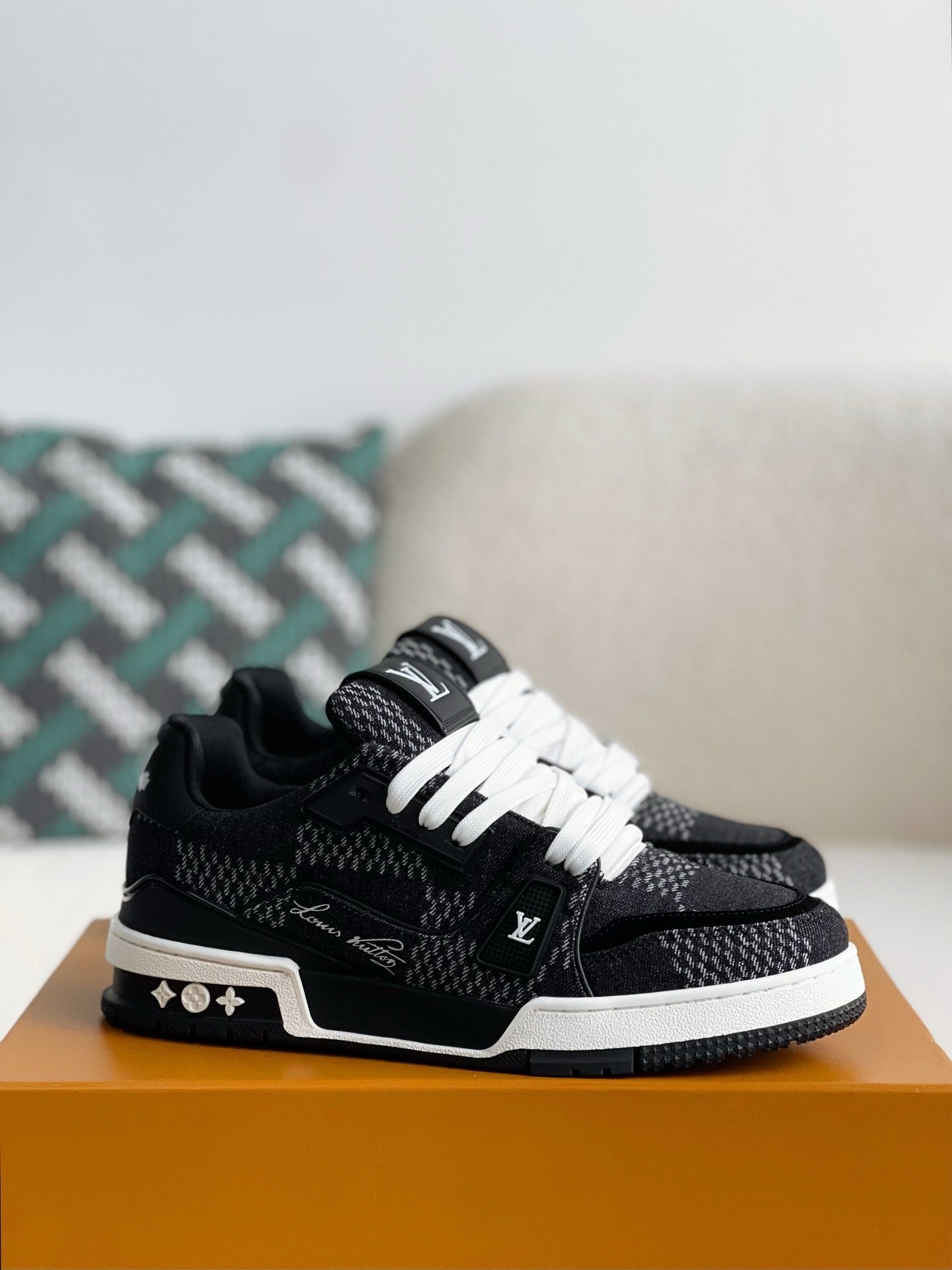 LV Trainer Sneaker