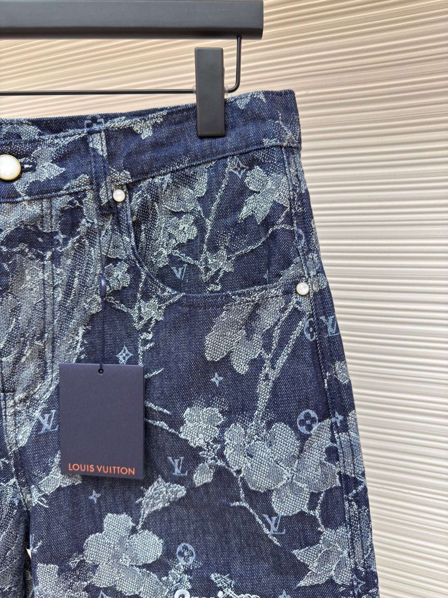 LV Shorts Floral
