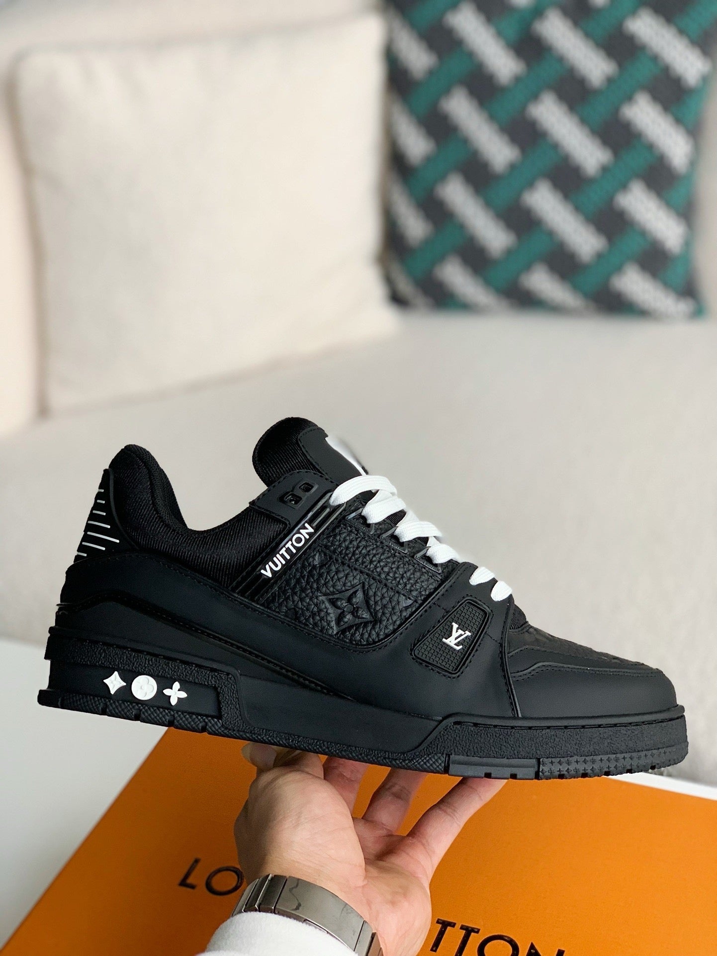 .LV Trainer Sneaker