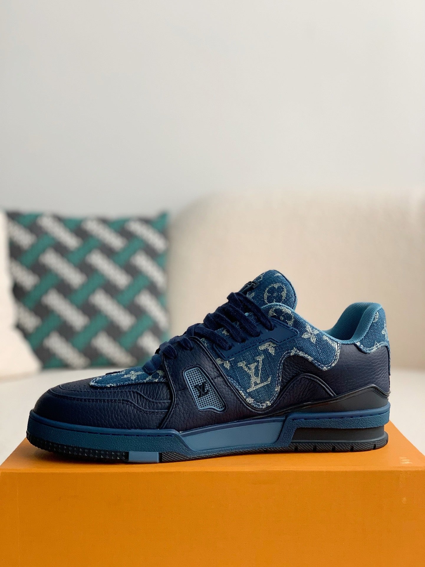 LV Trainer Sneaker