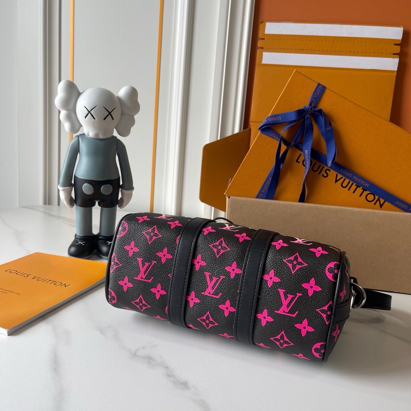 LV Keepall Bandouliere 25 Bag