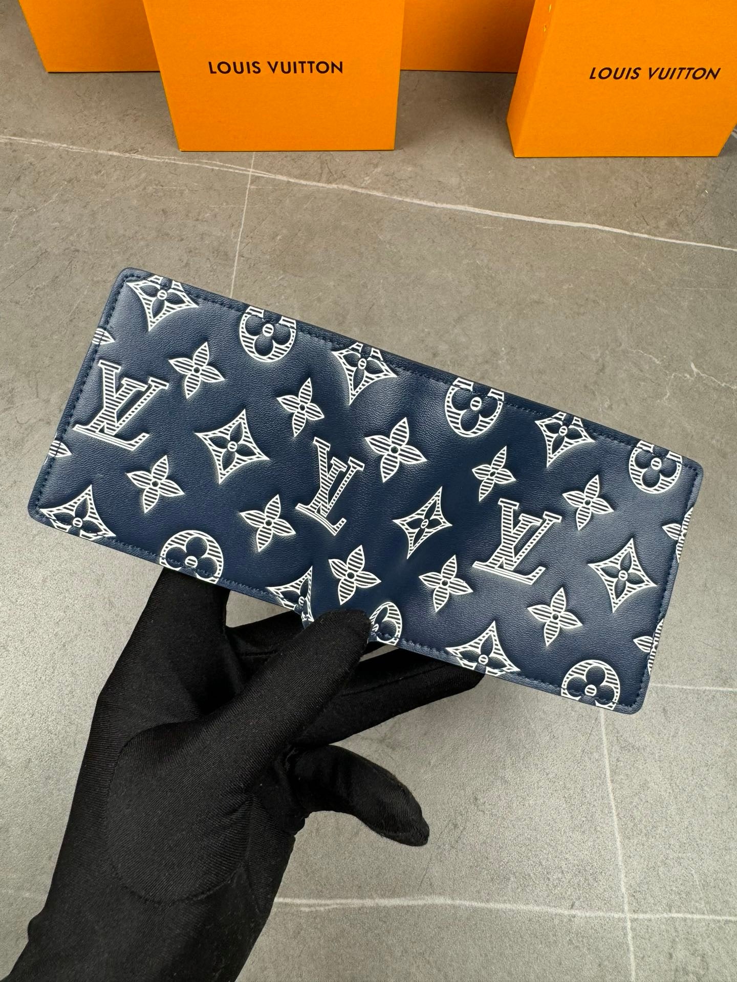 LV Wallet