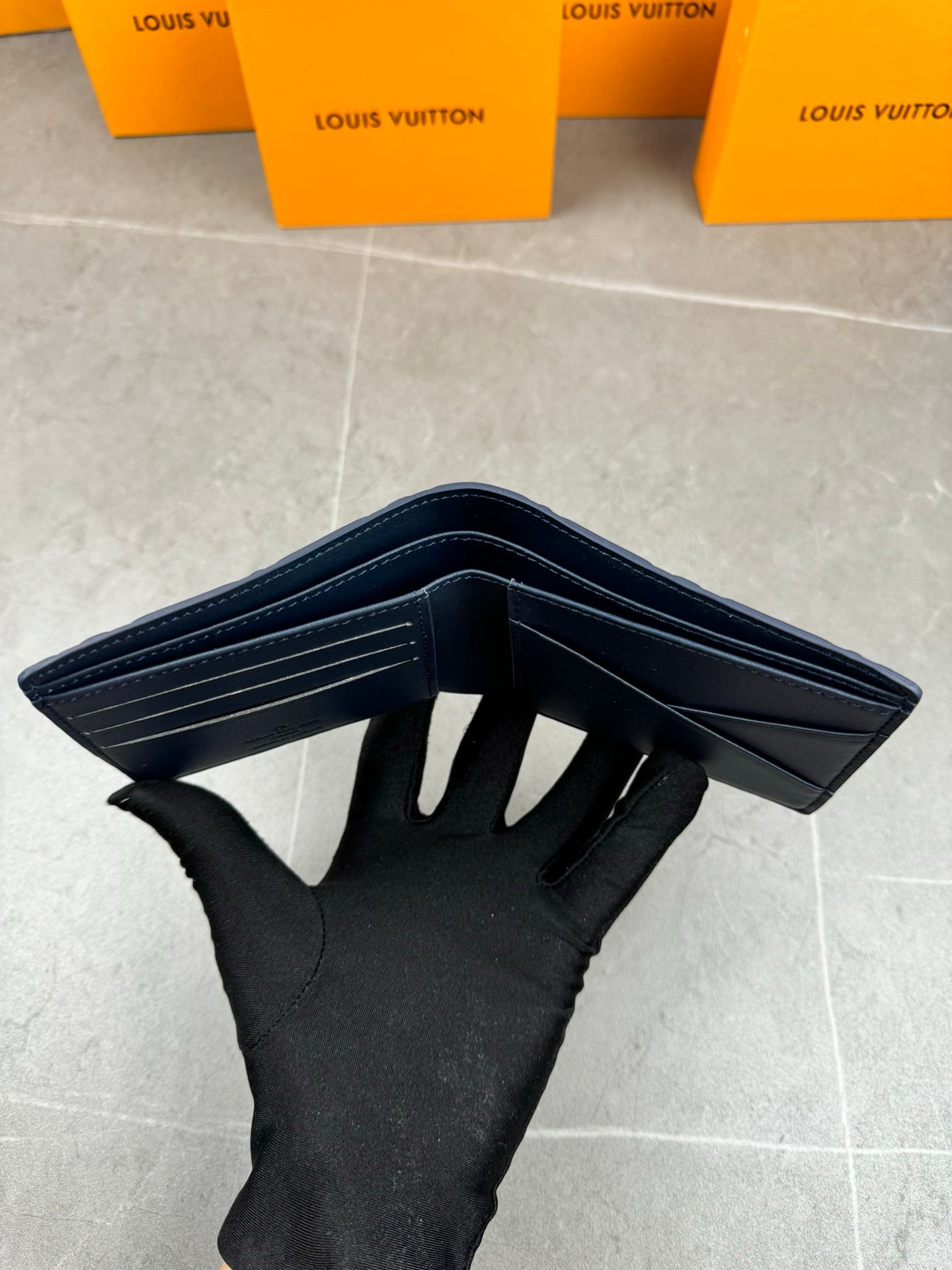 LV Wallet