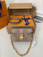 LV Pochette Metis East West