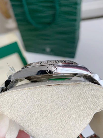 ROLEX Datejust Oyster Perpetual Jubilee Bracelet