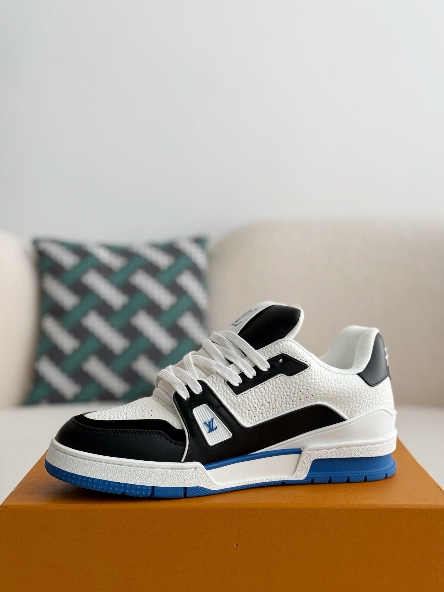 LV Trainer Sneaker