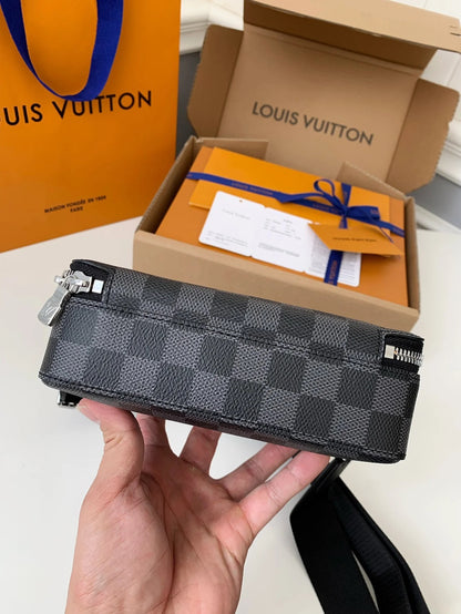 LV Portafoglio Bag