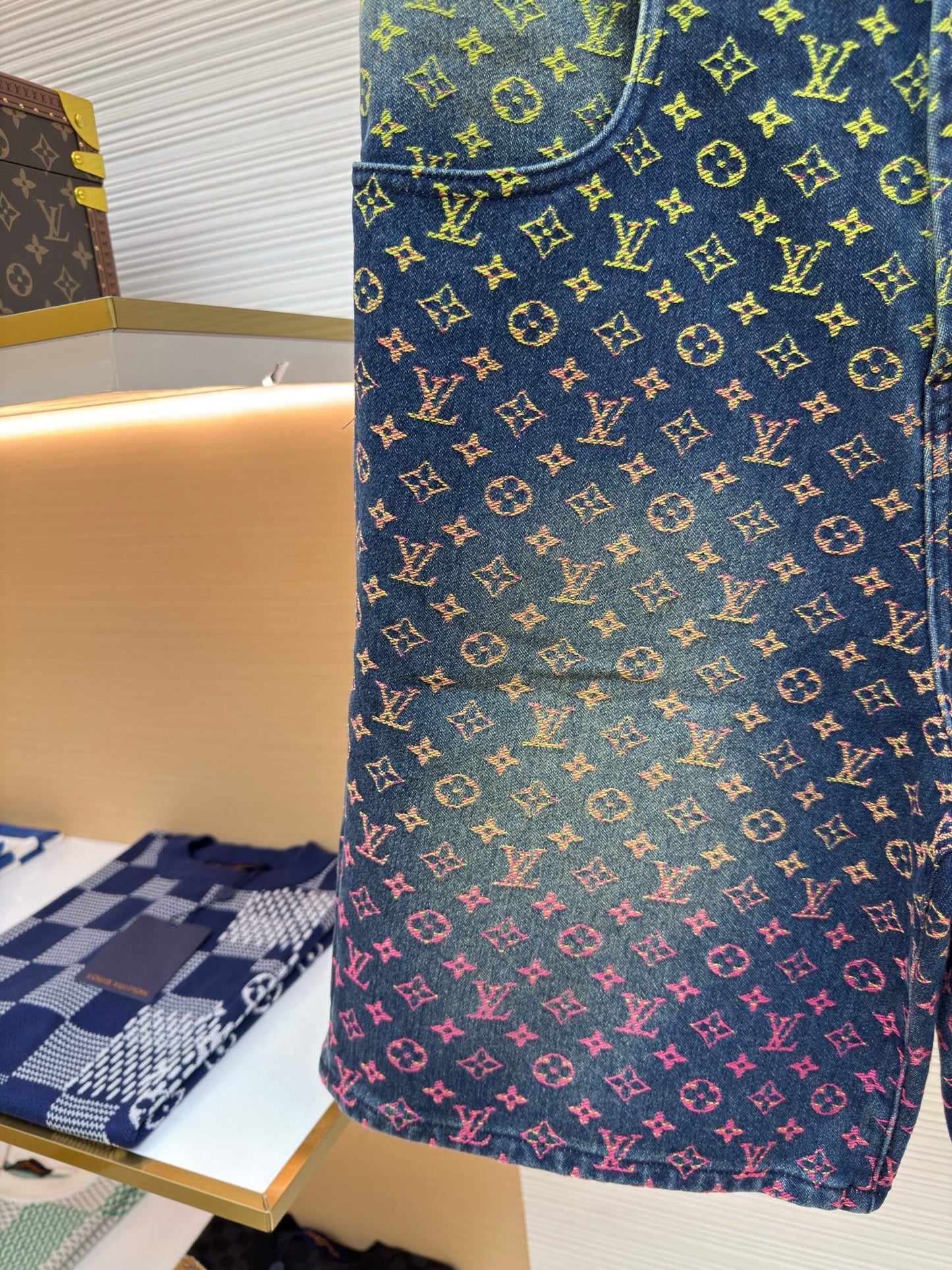 LV Shorts